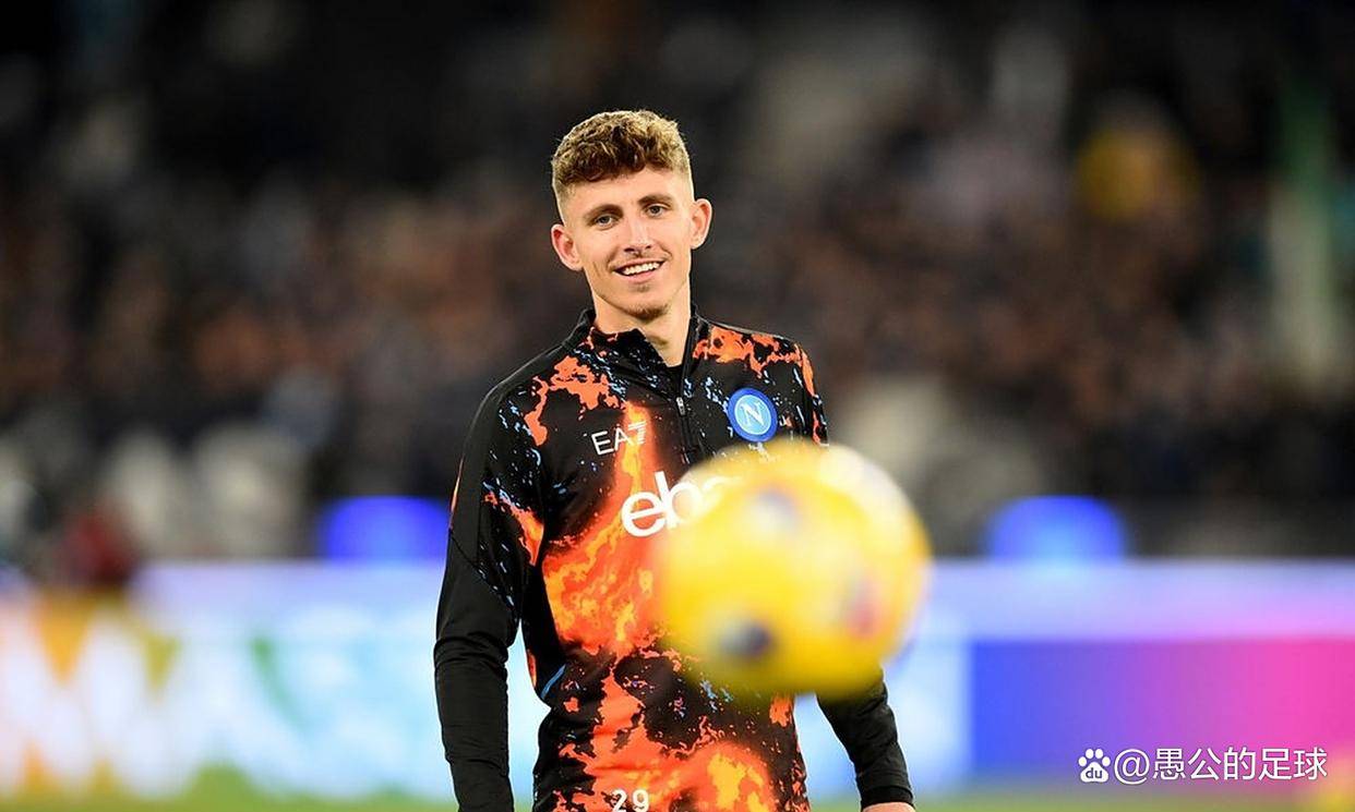 林斯特伦的德甲困局:那不勒斯面临的烫手山芋