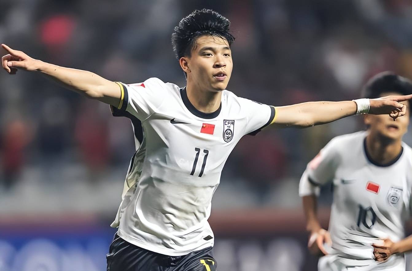 浙江队或往转会市场放一条大鱼,曾效力法甲,大连英博可考虑引进